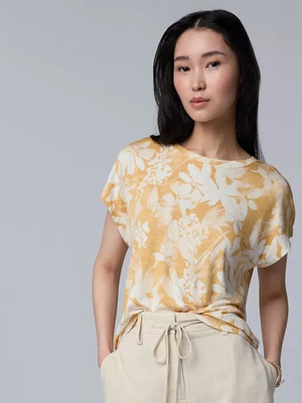 Women's Large Simply Vera Vera Wang Dolman Core Tee Tan Bloom Floral 50% off